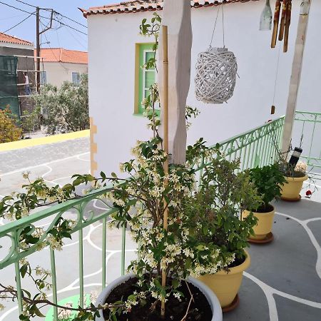 Vaggelis Traditional House Spetses Town Exterior photo