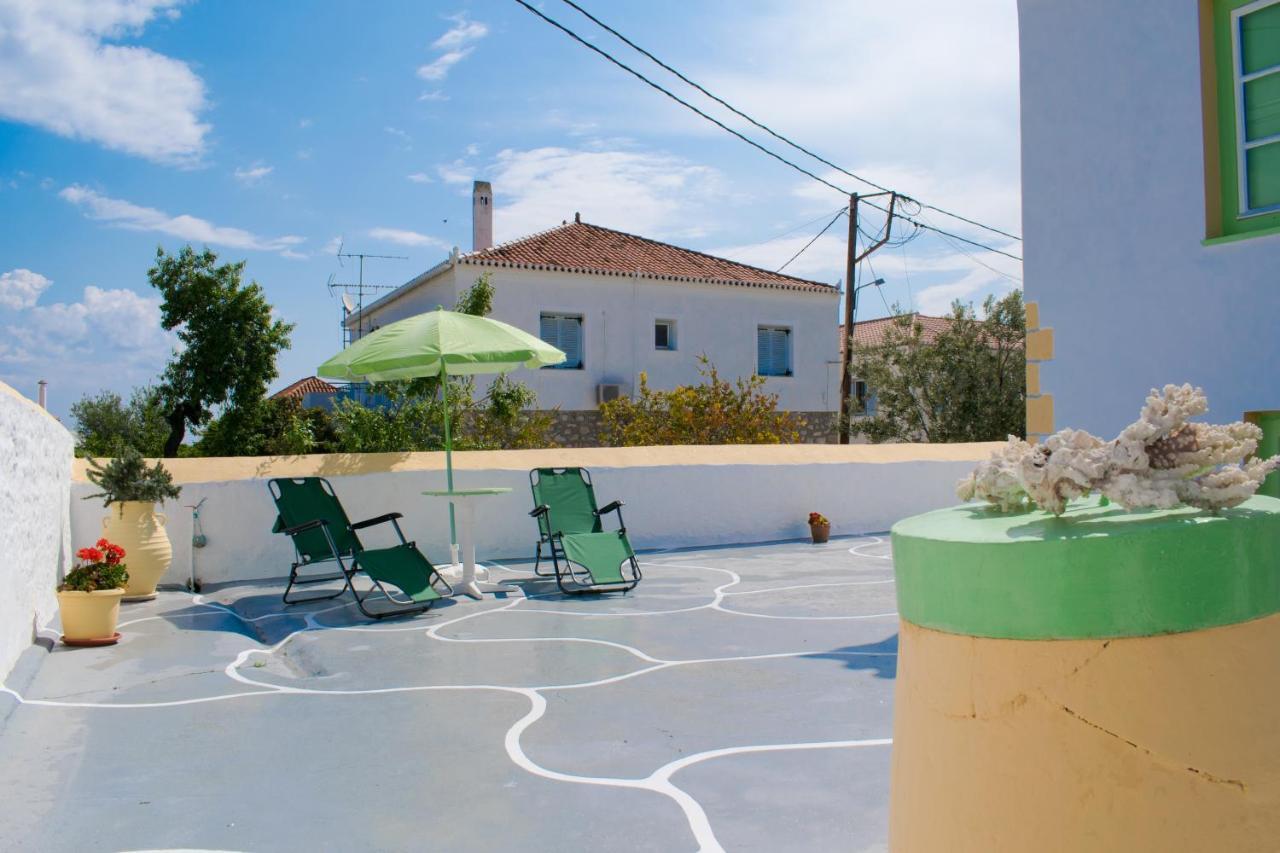 Vaggelis Traditional House Spetses Town Exterior photo