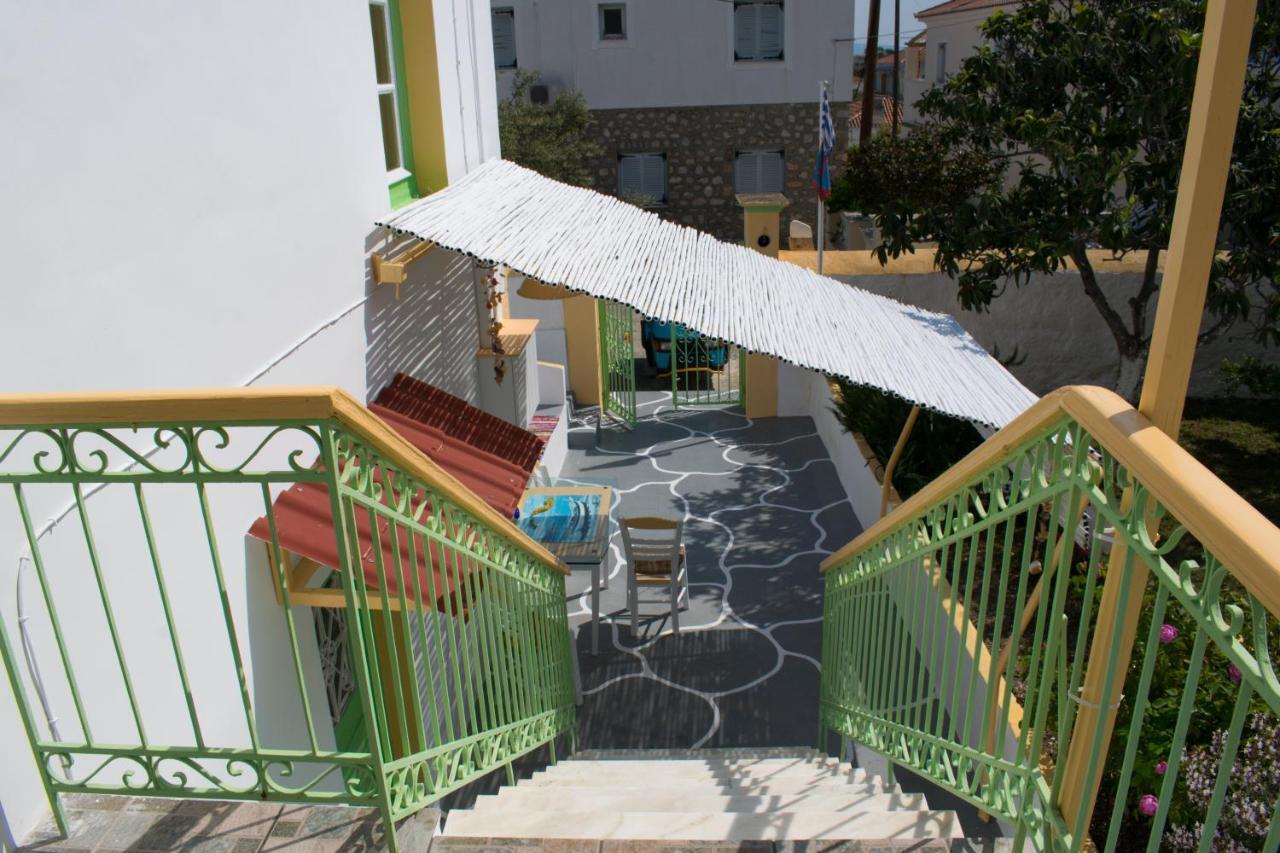 Vaggelis Traditional House Spetses Town Exterior photo